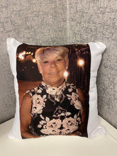 Load image into Gallery viewer, Personalised Photo cushions
